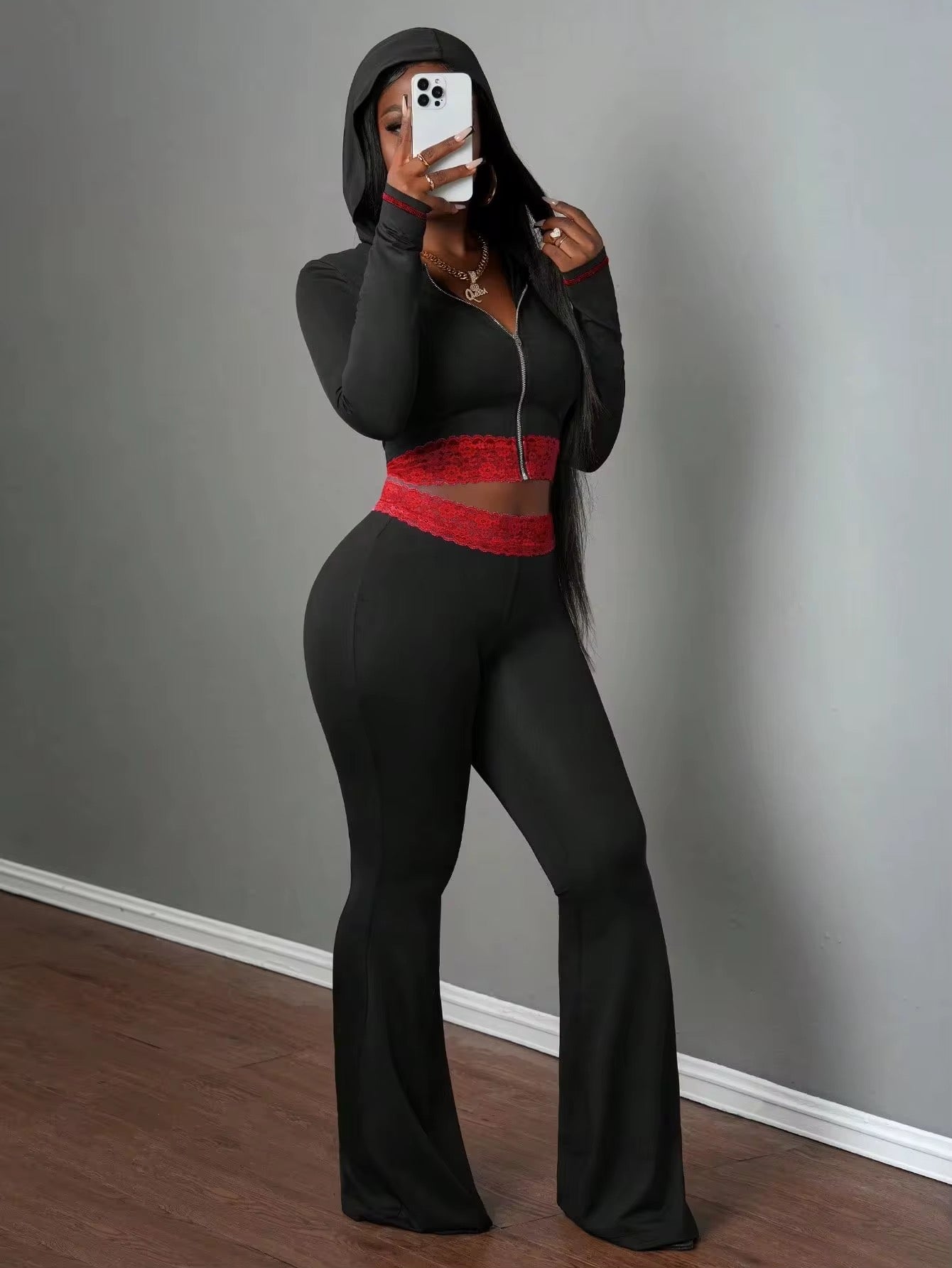 She’s The Truth Set